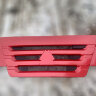 Капот с решеткой радиатора красный (2010) HOWO A5